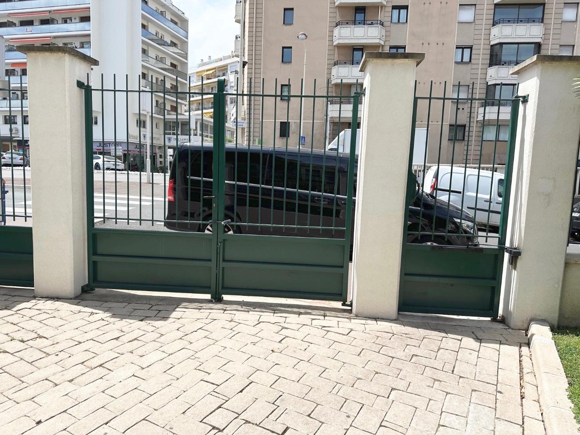 Apartment Centre 5 Minutes De La Cannes